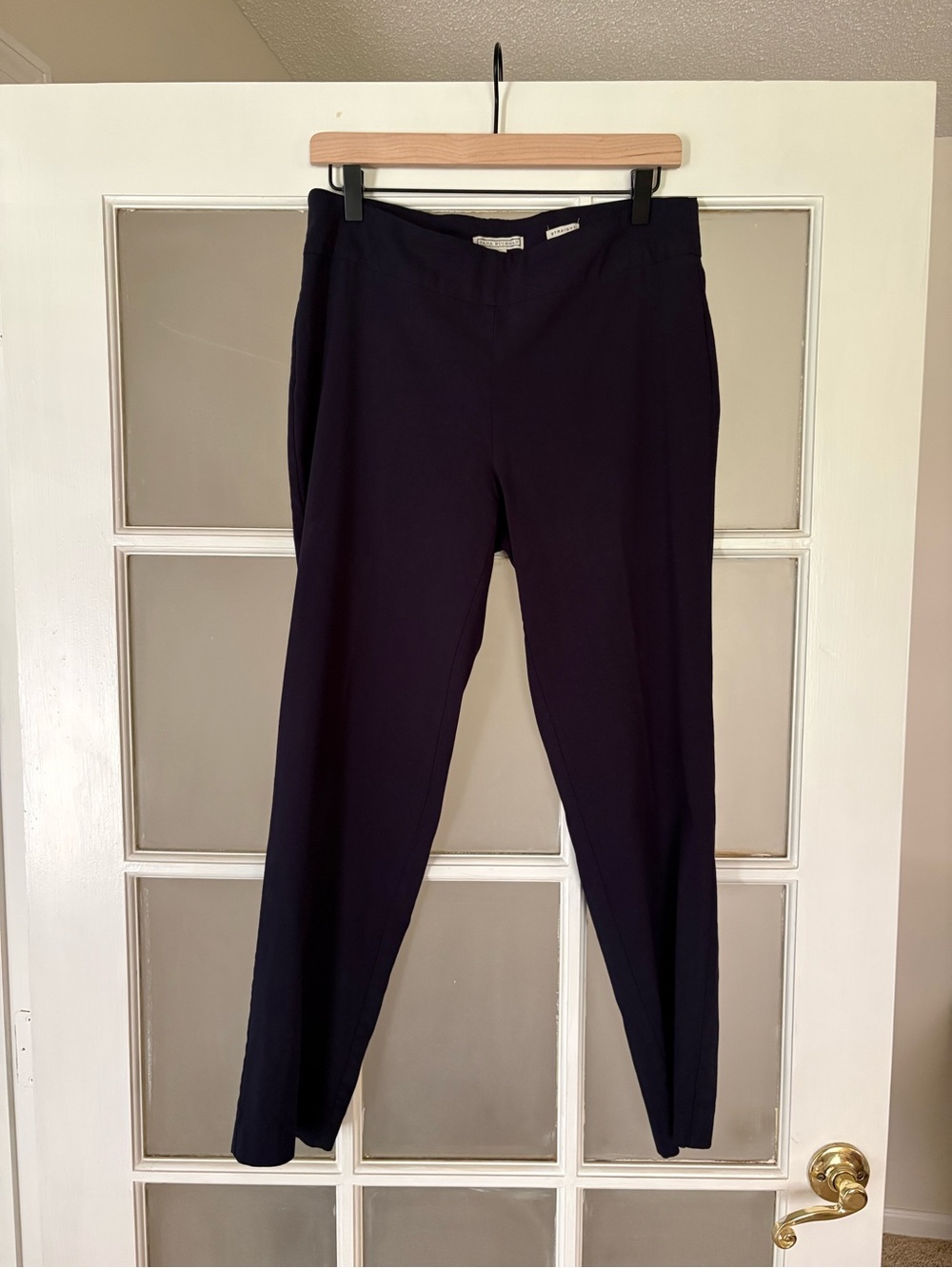 Dana Buchman Navy Straight-Leg Pants - M
